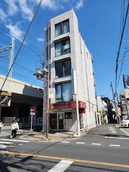 草加駅 徒歩1分 2F 事務所・店舗利用可能！3Fも募集中です！ 【飲食不可】外観