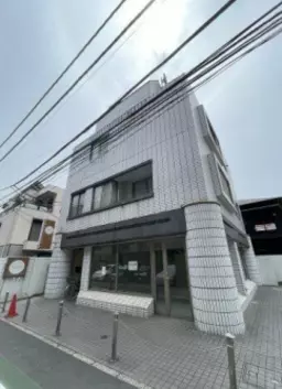 外苑前駅 徒歩4分 1F スケルトン物件 【業種相談】管理番号：200022