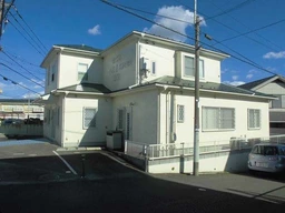 町田駅徒歩15分　飲食不可　駐⾞場３台分あり外観