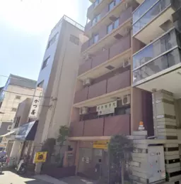 本郷三丁目駅 徒歩2分 1F スケルトン物件 【飲食不可】