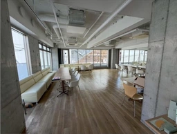 ⭐︎⭐︎明治神宮前〈原宿〉駅 徒歩1分！ハラカド裏！美容院・アパレル・ショールームに最適⭐︎⭐︎