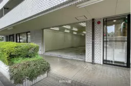 河辺駅 徒歩7分 1F スケルトン物件 【何業も可】外観