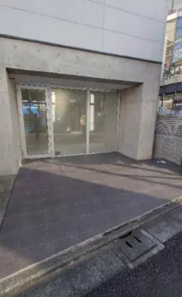 【KKM0421】明治神宮前徒歩5分圏内！1階店舗募集！室内事務所使用！お手洗い有！エアコン2基有り！飲食、物販不可