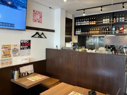 【平井駅徒歩3分】1階路面・小箱居抜き物件！居酒屋等に最適。ダクト・グリスト完備、カウンター・テーブル計23席