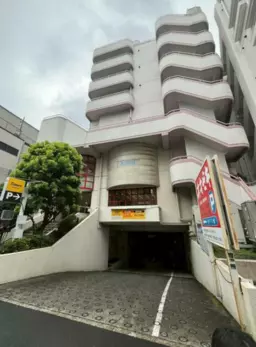 下北沢駅 徒歩1分 1F スケルトン物件 【飲食不可】外観