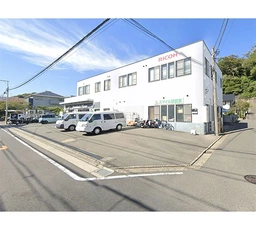 【徒歩圏内の2駅利用可】【2階】専用エントランスと階段でプライベートも確保の2階店舗事務所79坪！