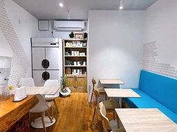 白金高輪駅 徒歩4分 現況:カフェ 飲食居抜き物件 【何業も可】外観