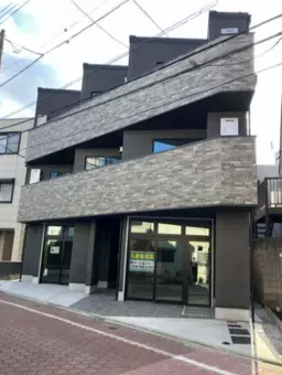 綾瀬駅 徒歩4分／1F 新築未入居／スケルトン物件【飲食不可】外観