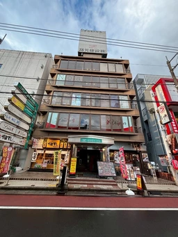春日部駅徒歩3分☆BAR居抜き物件外観