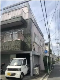 商店街立地×1階路面！視認性良好な13坪店舗外観