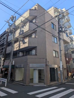 門前仲町駅 徒歩4分 1F  【重飲食相談可】 前面ガラス張り　看板取付スペースあり外観