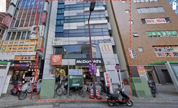 JR目黒駅東口徒歩１分！ロータリー沿いで駅からの視認性良好です！6階（48.56坪）も募集中！（飲食不可、物販不可）外観