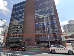 横浜駅徒歩5分！環状1号線沿いの路面店舗です！1−1区画52.56坪と1−2区画52.9が募集中！一括合計105.48坪
