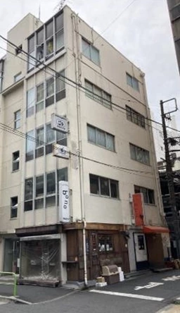 新橋駅 徒歩5分 4F 現況:バー 飲食居抜き物件 【業種相談】外観