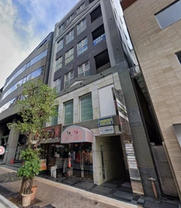 【麻布十番駅 徒歩3分】2F スケルトン物件 土日祝利用可 看板設置可能◎ （軽飲食ご相談可）