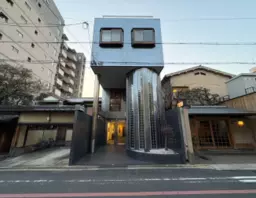 京都河原町駅 徒歩5分 富小路通面す 1F店舗 【飲食不可】外観