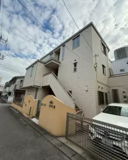新丸子駅 徒歩9分 駐車場付き 1F住居仕様物件 【飲食不可】外観