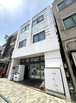 砂町銀座商店街東口すぐ／丸八通り沿いの路面店舗／元パチスロ店【重飲食可】