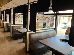 京急大師線「鈴木町駅」徒歩10分！！！ 希少☆1階路面☆居酒屋居抜き！！！外観