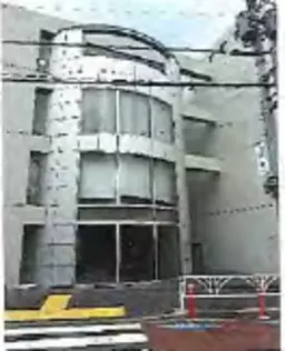 原宿駅 徒歩12分 1F スケルトン物件 【飲食不可】