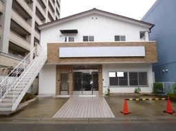 🌸駐車3台スペース有 / 2階建てデイサービス居抜き / 業種ご相談可能外観
