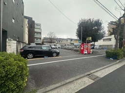 中原街道沿い　大田区田園調布本町　新築貸店舗（建築前）外観