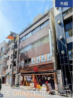 新橋駅 徒歩4分 3F 現況:バー 飲食居抜き物件 【重飲食可】外観
