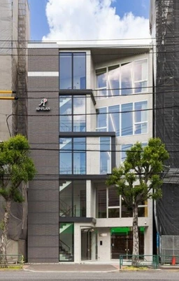 方南町駅 徒歩1分 新築1F スケルトン物件カフェ相談　方南通り沿い外観