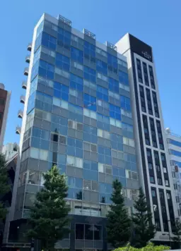 銀座一丁目駅 徒歩2分駅 昭和通り沿い視認性良好 B1Fスケルトン物件 【飲食不可】外観