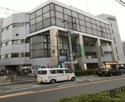 茨木市駅 徒歩2分 1F〈1区画〉沖縄料理店居抜き物件 【飲食可】外観
