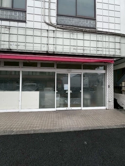 近隣商業地域！東中神駅徒歩5分の24時間利用可能貸店舗です、1F&B1Fが利用可能！【何業も可】外観