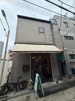 裏原宿（神宮前3丁目）2階～３階一括貸し店舗