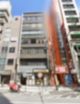 【飲食可】六本木駅徒歩1分！外苑東通り沿い物件！業種何でもご相談ください！外観