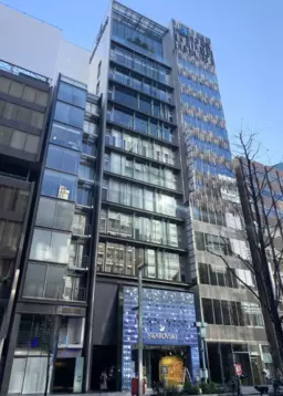 新橋駅 徒歩3分 　銀座通り沿い　11階外観