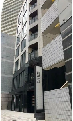 ◆表参道駅 徒歩3分 B1F 青山通り近くの新築！地下専用階段あり！【重飲食可】◆外観