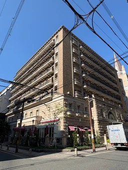 心斎橋駅 徒歩3分 ホテル1階レストラン居抜き テラス付き【宿泊者への朝食提供必須 】