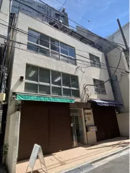 西武新宿駅 徒歩2分 1F スケルトン物件 【飲食不可】外観