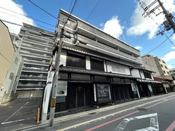 烏丸駅 徒歩6分 2F スケルトン物件 【飲食不可】外観