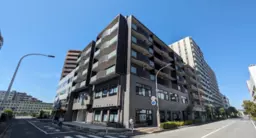 【反響はメールのみ受付】2026年10月～12月に分割工事後引渡し可能　飲食不可外観