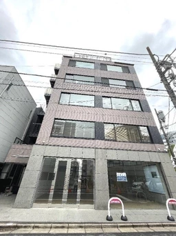 ≪北参道駅 徒歩5分｜1階路面・75.38㎡｜店舗事務所≫