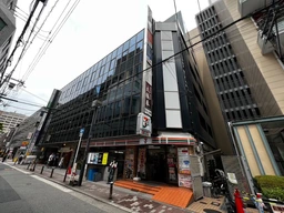 ★グランフロント大阪・ヨドバシカメラすぐの好立地オフィス★１階にセブンイレブンあり★約２０坪の広々バルコニー付き！！★