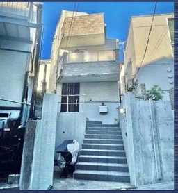 乃木坂駅徒歩8分　飲食不可　外苑西通りから1本入った閑静な高級住宅街