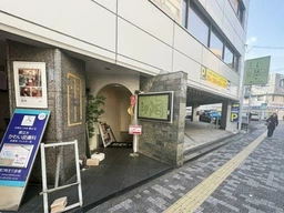 都立大学駅 徒歩2分 B1F 現況:焼肉 飲食居抜き物件 【重飲食可】外観