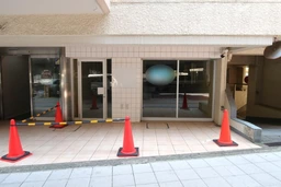 ◆池尻大橋駅徒歩5分◆国道246号沿い◆ロードサイド路面店◆軽飲食・クリニック可◆スケルトン◆礼金ゼロ