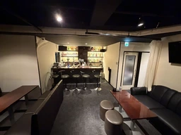 東心斎橋2丁目◎22.8坪/4階◎BAR居抜◎内覧可能◎外観