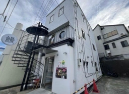 三崎港の目の前！観光客が多い立地です◎外観