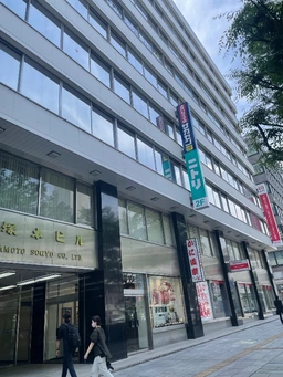 集客・視認性　〇　人気テナント多数の大型商業ビル！外観