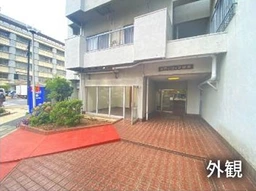 環七沿いカド地にて視認性良好！美観ビル！１階路面！前面ガラス張り！外観