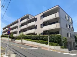 すずかけ台駅 徒歩3分 1F スケルトン物件 【飲食不可】外観