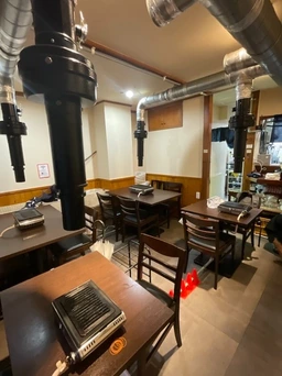 「花小金井駅」徒歩1分！！ 焼肉店居抜き物件！！外観